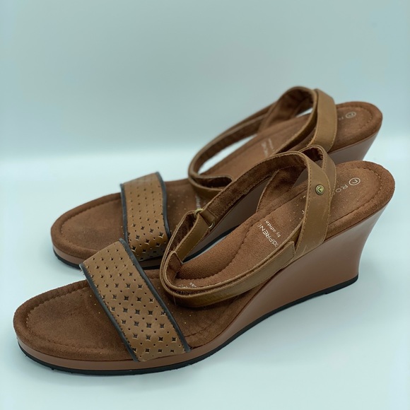 Ladies RockPort ankle strap wedges - Picture 4 of 5